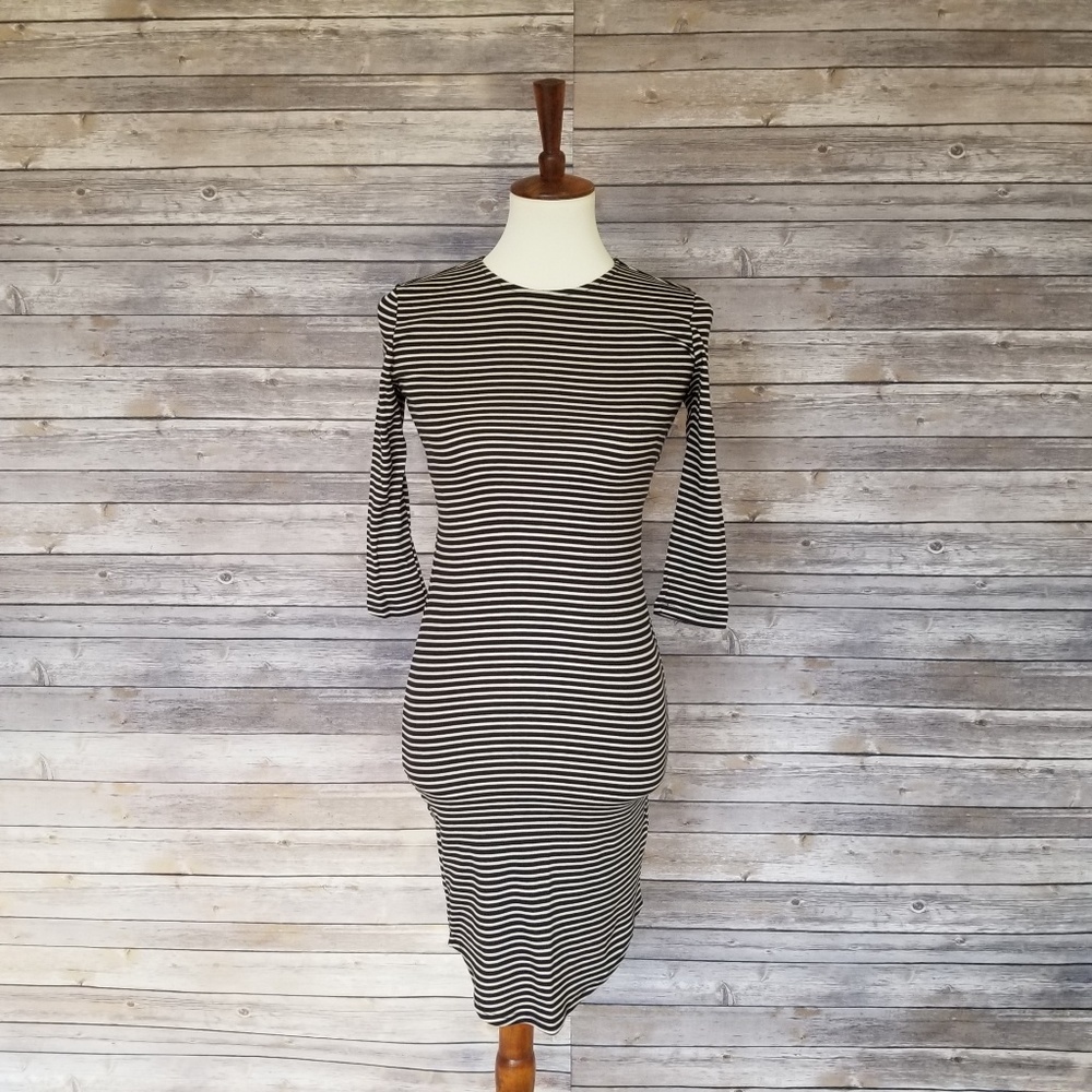 New SHOP THE TRENDS cutout back bodycon dress